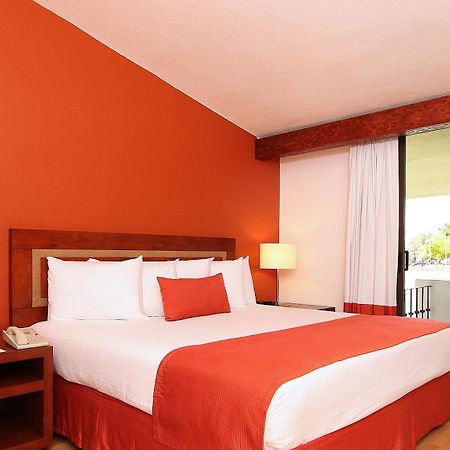 Fiesta Inn Villahermosa Cencali Exterior foto